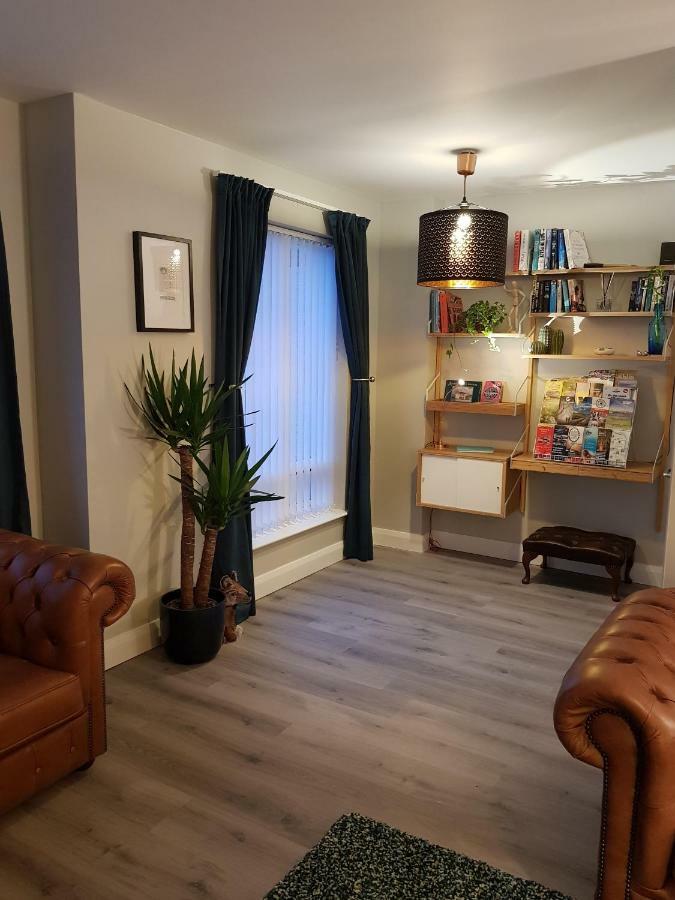 밸리캐슬 Spire View Townhouse 빌라 외부 사진